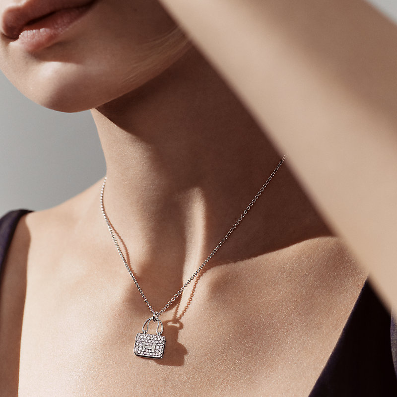 Hermes Amulettes Constance pendant 関税込 Amulettes Constance pendant | Hermès USA